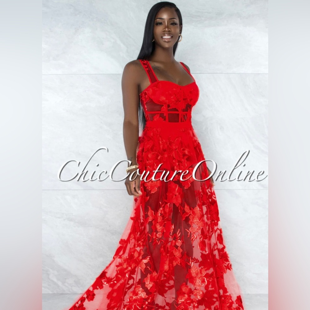 (67)-💋This Beautiful Red Embroidery Mesh Maxi Padded Dress - Medium💋No Stretch
